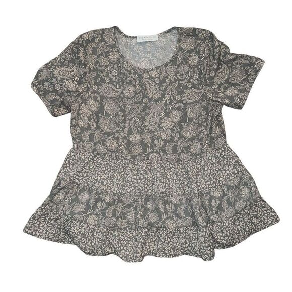 PAPER CRANE Tiered Floral Dusty Green Boho Blouse Size XS - Picture 1 of 6